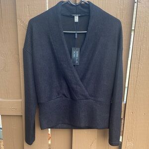 Cable & Gauge Black V-Neck Sweater